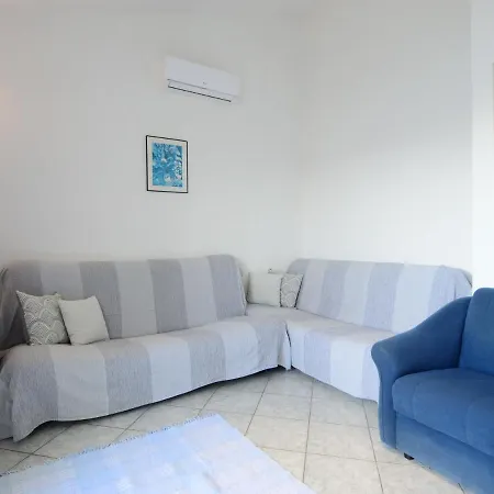 Apartment Galeb - Roz 104 By Interhome *